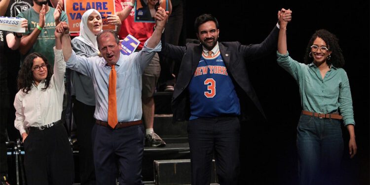 Hakeem Jeffries zaobilazi kontroverzu među demokratskim socijalističkim drugovima