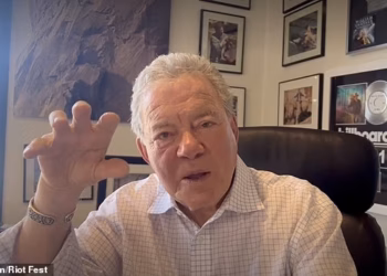 Ikona Zvjezdanih staza William Shatner zbunjuje obožavatelje dok u 95. godini čini bizaran zaokret u karijeri