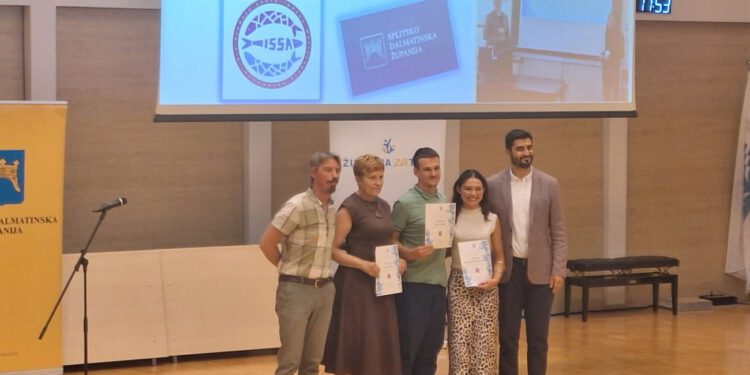 Iz male otočne škole do velikih rezultata: Visani briljirali na državnim natjecanjima