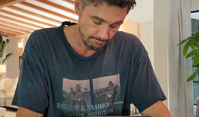 James Franco NAPOKON otkrio vanzemaljca u svom domu s bizarnim sigurnosnim snimkama nakon tjedana alarmantnih videa