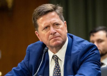 Jay Clayton napreduje prema potvrdi Senata kao Trumpov DNI izbor