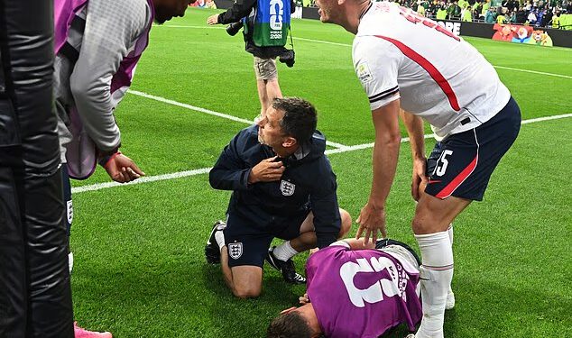 Jordan Henderson pretrpio je ‘stvarno tešku’ čudnu ozljedu u bizarnom padu tijekom slavlja Engleske protiv Meksika na Svjetskom prvenstvu