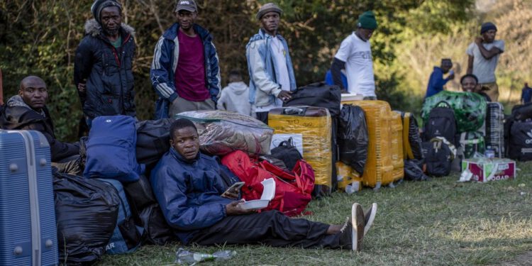 Južnoafrička Republika pojačava deportacije migranata – RT Africa
