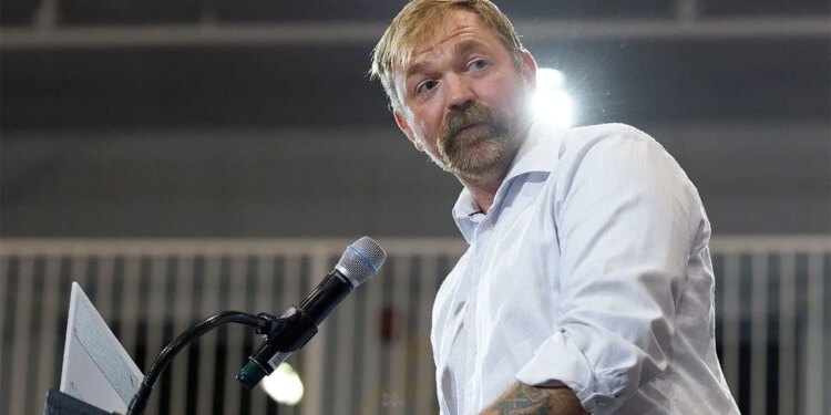 Kandidati za Senat Mainea pozivaju na ukidanje ICE-a nakon pucnjave u Biddefordu