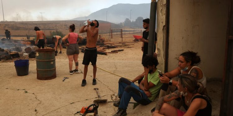 ‘Kao apokalipsa’: Za tijesan bijeg onih koji su šumski požari u Španjolskoj ostavili beskućnike