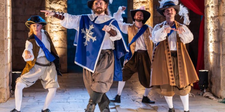 Kazališni hit JEDAN ZA SVE / ONE FOR ALL (A Three Musketeers Tale) stiže u Hvarsko kazalište