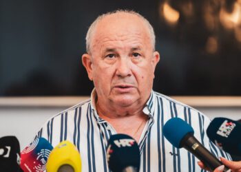 Kerumu država naložila da ukloni ilegalno pristanište za jahte na pomorskom dobru u Rogoznici