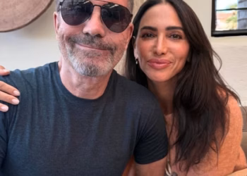 Lauren Silverman dijeli fotografije sa svog luksuznog rođendanskog putovanja u Montecito i otkriva da ju je Simon Cowell počastio ogromnim buketom bijelih ruža, otmjenom večerom i posjetom Chanelu