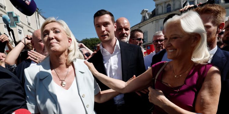 Le Pen ima posljednju priliku osvojiti vlast u Francuskoj – može li to učiniti s oznakom na gležnju?