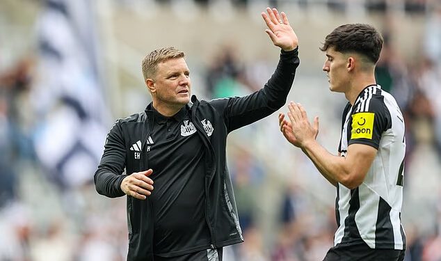 Legenda Newcastlea Alan Shearer otkriva kako je šokiran odlaskom Eddieja Howea i predviđa da će klub ove sezone morati ‘navigirati teškim valovima’
