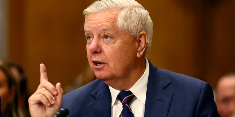Lindsey Graham preminuo je u 71. godini, a Trump ga je nazvao pravim američkim domoljubom