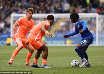 Man City postigao dogovor s Leicesterom vrijedan 12,5 milijuna funti za 16-godišnjeg Jeremyja Mongu dok Nathan Ake odlazi u Tursku: PROZOR