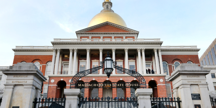 Massachusetts unapređuje muslimanski zakon o proviziji usred Trumpovih rezova DEI-a