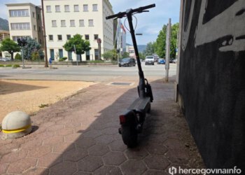 Mladić poginuo u sudaru, Forto traži reguliranje električnih romobila