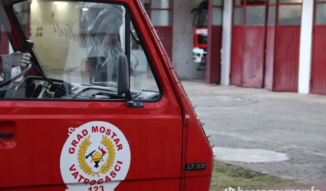 Mostarski vatrogasci apeliraju na vozače: ‘Propustite vozila hitnih službi, sekunde mogu odlučivati o životima’