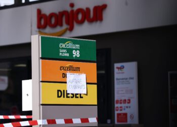 Na što su spali: Nijemci jurišaju na češke benzinske postaje zbog jeftinijeg goriva