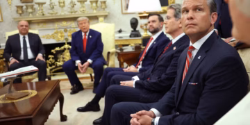 Najnoviji iransko-američki rat: Hegsetha susreli prosvjednici dok je dolazio na pečenje u Senat