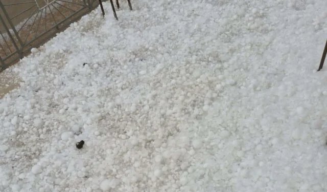 Nakon snažne tuče u Nevesinju zbrajaju se štete, uništeni usjevi i oštećena vozila