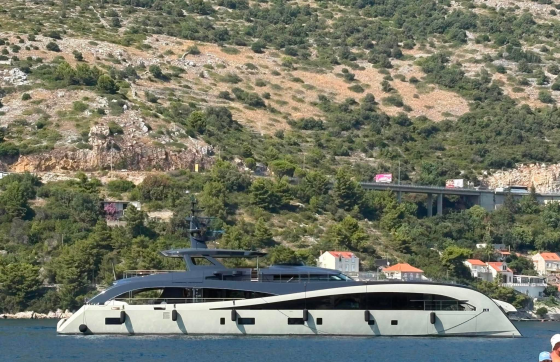 Neobična jahta privukla pozornost! Gotovo je nečujna, ima napredni AI sustav
