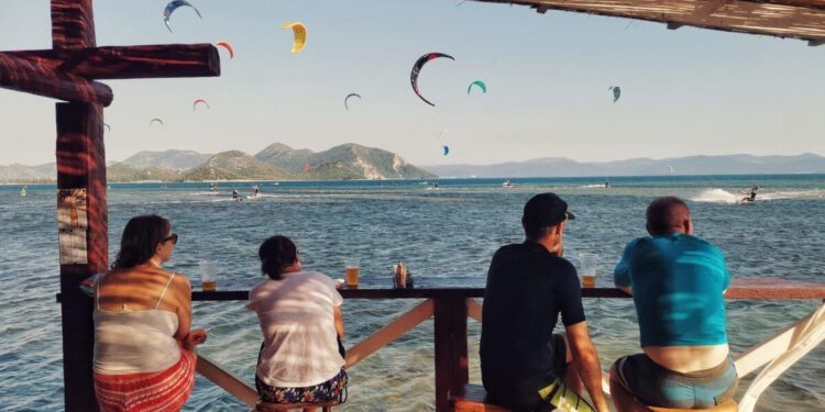 Nešto potpuno novo stiže na Neretvu: Kitesurferi će prirediti karneval na valovima