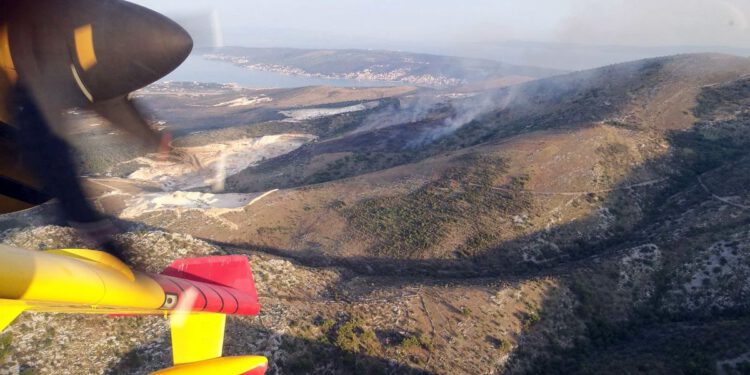OD VISA DO SENJA Zračne snage u manje od mjesec dana gasile 23 požara, evo koja je županija najgore prošla
