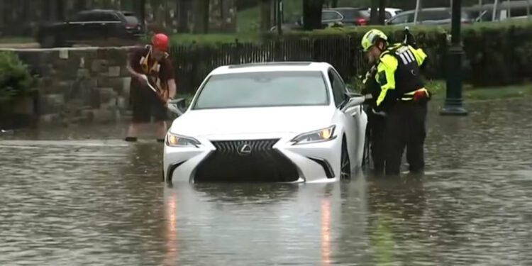 Philadelphia proglasila izvanredno stanje nakon niza oluja koje su pogodile grad