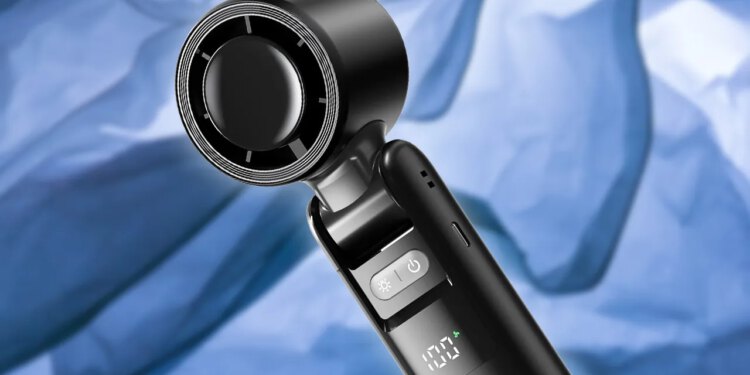 Pobijedite ljetnu vrućinu s ovim prijenosnim turbo ventilatorom za 7 USD