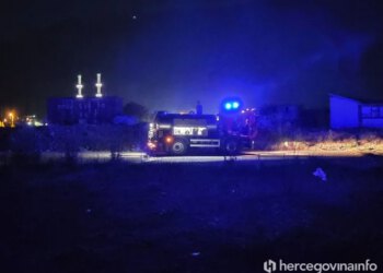 Ponovno gorio otpad na tržnici u Vrapčićima