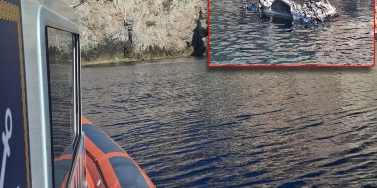 Potonula brodica koja je izgorjela kod Sveca, troje Hrvata izbjeglo tragediju u uvali Slatina