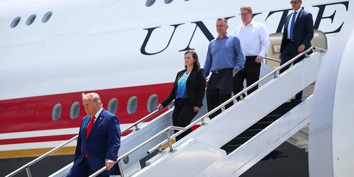Predsjednik Trump poziva obitelj palog vojnika Tylera Feehana na Air Force One