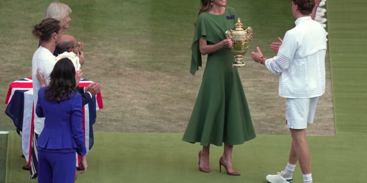 Princ William i supruga Kate dijele trenutak s Jannikom Sinnerom nakon njegove pobjede na Wimbledonu