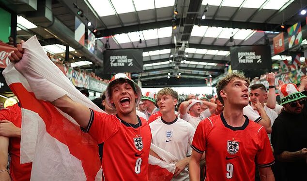 Pripremite se za cijelu noć u Engleskoj! Kako FIFA-ina vremenska pravila mogu dovesti do mučnog čekanja na Svjetskom prvenstvu za navijače dok prognoza otkriva da su oluje u Meksiku ‘sve vjerojatnije’