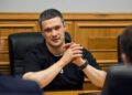 Prosvjedi diljem Ukrajine zbog smjene popularnog ministra obrane