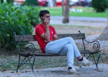 Provjerite mobitele: Ako imate uključenu ovu opciju hakeri lakše mogu do vaših osobnih podataka