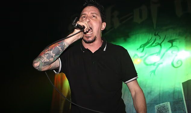 Punk rock legenda Lou Koller preminula je u 59. godini nakon dvogodišnje borbe s rakom