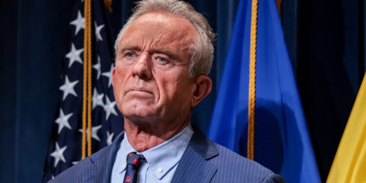 RFK Jr kaže da je epidemija parazita ‘eksplozivnog proljeva’ ‘pod kontrolom’ unatoč porastu slučajeva