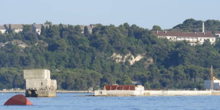 Rekontrukcija lukobrana znači sigurniju luku