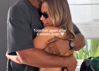 Rio Ferdinand ponovno se sastaje sa suprugom Kate i njihovom djecom nakon ‘vrlo dugih šest tjedana razmaka’ za Svjetsko prvenstvo u emotivnom videu