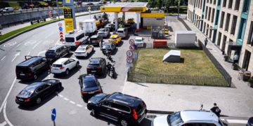 Ruska nestašica goriva tjera vozače na očajničke mjere dok benzin ponestaje