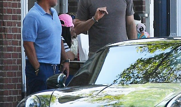 Ryan Reynolds izgleda potišteno u Connecticutu nakon što je omalovažao vjenčanje Taylor Swift i divljačkog videa Justina Baldonija koji je osudio Blake Lively