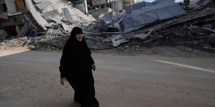 SAD je pokrenuo nove udare na Iran nekoliko sati nakon povlačenja naftne dozvole