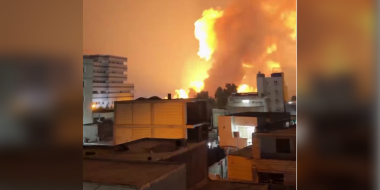 SAD nastavlja ‘snažne udare’ na Iran nakon napada na tankere (VIDEO) — RT World News