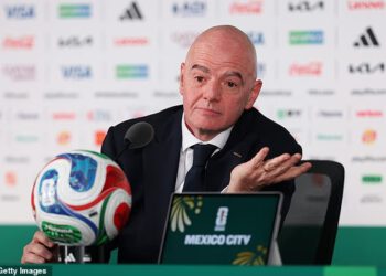Šef FIFA-e Gianni Infantino je pun Trumpa dok je bijesno kritizirao kritičare Svjetskog prvenstva zbog ‘širenja mržnje’ u žustrom govoru na društvenim mrežama