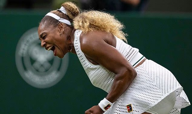 Serena Williams prozivana zbog ‘arogantnog’ ponašanja izvan terena nakon što je podbacila na povratku u Wimbledonu: ‘To nije na’