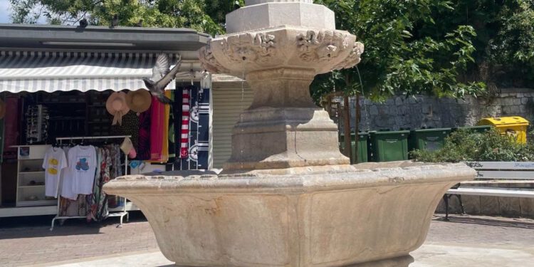 Splitskom Pazaru vraćen prepoznatljivi detalj: Završena obnova fontane