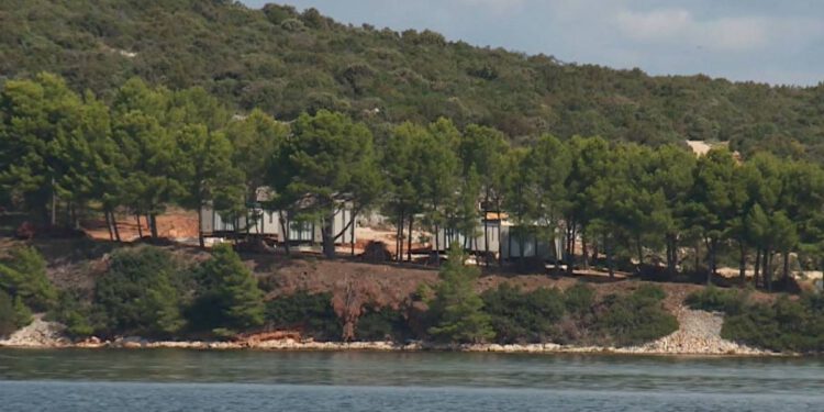 TISNO Gdje je nekad bio Šimićev kamp ostale samo prazne parcele