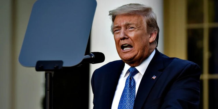 Teleprompter Bijele kuće optužen da se kladio na Trumpove govore