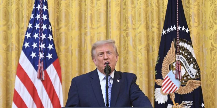 Trump pribjegava “whataboutizmu” nakon što je iranski napad ubio američke trupe — RT World News