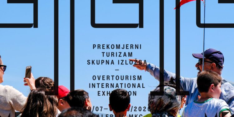 U Split stiže međunarodna izložba o prekomjernom turizmu: Umjetnici propituju kako masovni turizam mijenja gradove