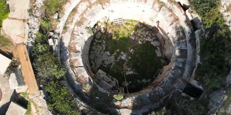 URUŠIO SE NAPUŠTENI BUNKER U PULI Ozlijeđeno šestero mladih stranaca!